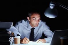 6 sposobów na efektywną pracę w nocy