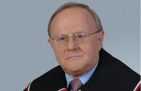 Prof. Biernat: Jest chaos i nie wiadomo, co zrobią sądy