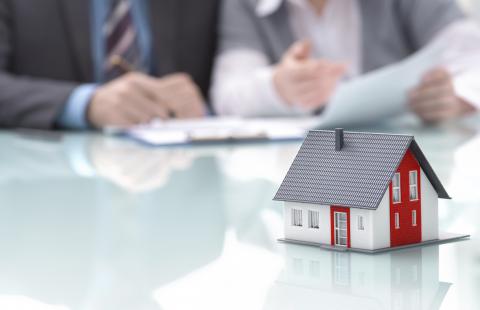 Jakie prawa do nieruchomości ma użyczający po podpisaniu umowy użyczenia?
