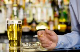 WSA: Alkoholu na dworcu sprzedawać nie wolno, nawet po zmianie statusu lokalu
