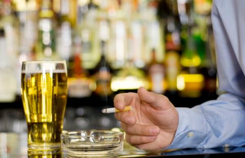 WSA: Alkoholu na dworcu sprzedawać nie wolno, nawet po zmianie statusu lokalu