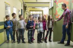 MEN: Przepełnione klasy to problem samorządów