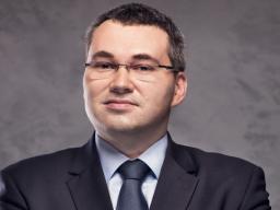 Dr Litwiński: Członkowie komisji i urzędnicy wyborczy mogą przetwarzać dane wyborców