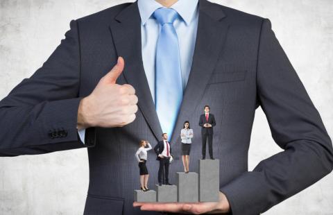 Wojewoda: Radnego nie można zmuszać do udziału w dwóch komisjach