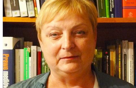Prof. Nowińska: Wyższe honorarium dla Sapkowskiego nieoczywiste