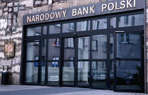 Zakaz pisania o aferze KNF? NBP oskarżany o cenzurowanie mediów