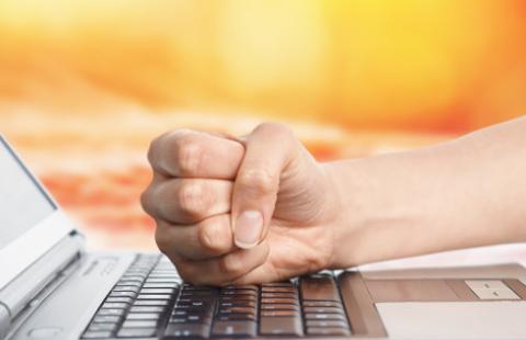 UOKiK ukarał firmy za fikcyjne konkursy w internecie 