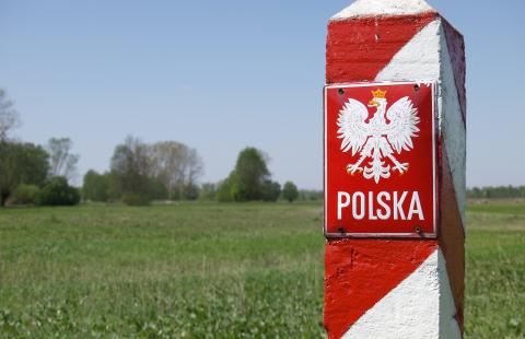 Słabsze tempo wydawania zezwoleń dla cudzoziemców na pobyt w Polsce 