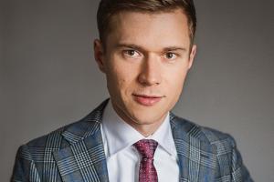 Kobieta, która zarabia mniej niż mężczyzna, może pozwać pracodawcę