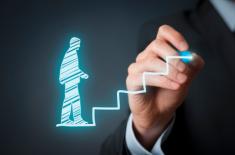 Informacja publiczna prawem obywatelskim i interesującym towarem rynkowym