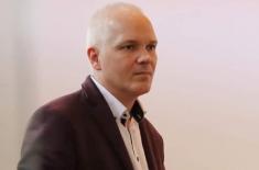 Pracownicy samorządowi mają lepiej, status w instytucjach kultury niesprawiedliwy