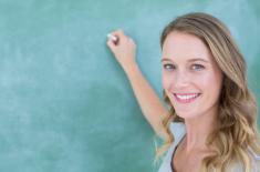 Nauczyciel jednak nie będzie urzędnikiem