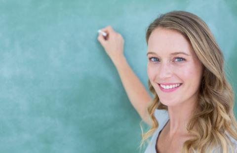 Nauczyciel jednak nie będzie urzędnikiem