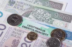 Od lipca w ochronie zdrowia podwyżki od 430 do 215 zł dla najmniej zarabiających