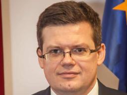 Prezes Iustitii: Polskie sądy potrzebują oddzielenia od polityków