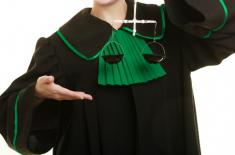 SN: Obrażanie innych adwokatów kosztuje co najmniej 7 tys. zł