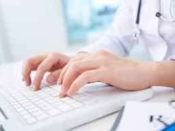 NFZ dopłaci lekarzowi za wystawianie e-recept