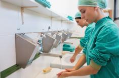 Warszawa: Szpital Południowy ruszy, bo przejmie kontrakt i kadrę z Solca