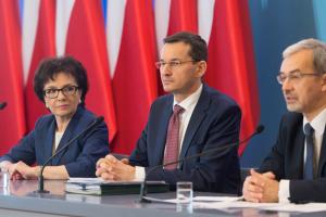 Ustawa o majątkach rodzin polityków uchwalona także przez Senat