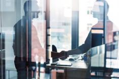 UOKiK bada, czy doszło do zmowy w przetargach na dowóz dzieci do szkół