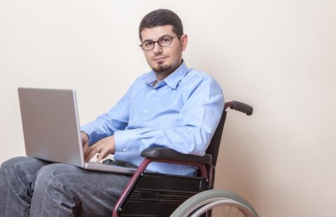 Rośnie aktywność osób niepełnosprawnych na rynku pracy
