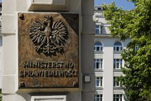 Jest decyzja o podwyżkach dla pracowników sądów