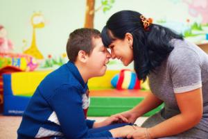 Mazowsze wprowadzi kartę dla rodzin z dzieckiem z niepełnosprawnością 