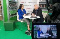 Na targach książki o komentowaniu konstytucji, prawach autorskich i prawach zwierząt