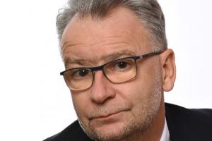 Czy sąd administracyjny powinien wyznaczać rozprawy poza kolejnością