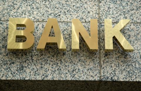 UOKiK stawia bankom zarzuty dotyczące umów kredytowych