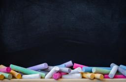 MEN: lekcje w późnych godzinach to sprawa dyrektora