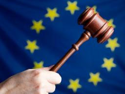 TSUE: stan spoczynku sędziów sprzeczny z unijnym prawem