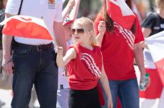 Flaga lepiej chroniona niż hymn - ale za jej znieważenie głównie grzywna