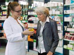 Rząd obiecuje powrót do prac nad przepisami o opiece farmaceutycznej