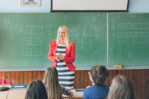 MEN: Potrzebna szybka nowelizacja przepisów o dyscyplinarkach nauczycieli