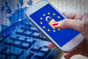 Centra handlowe przygotowują zasady ochrony danych swoich klientów