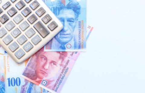 Kolejne instytucje i zawody będą zobowiązane do walki z praniem pieniędzy