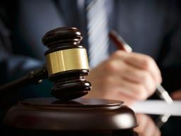 RPO: Opłaty za egzamin na aplikacje sędziowską i prokuratorską naruszają konstytucję