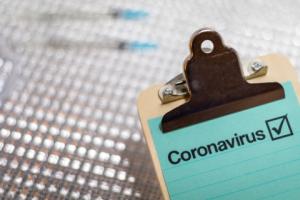 Część zakażonych koronawirusem będzie mogła zostać w domu