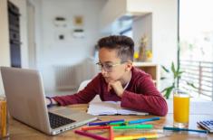 Trudne wdrażanie e-edukacji podczas koronawirusowego kryzysu