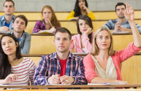 WSA: Niezaliczenie semestru nie musi oznaczać skreślenia z listy studentów