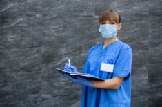 NFZ zapłaci każdemu szpitalowi za testy, wkrótce maseczki na stałe dla personelu