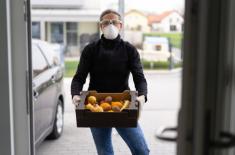 Maseczki obowiązkowe - dla pracodawców to kosztowny kłopot