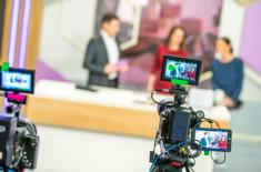 Telewizyjne lekcje na razie bezcenne