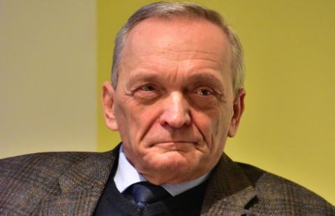 Prof. Izdebski: Tarcza wydłuża terminy i zmienia zasady oceny dorobku naukowego