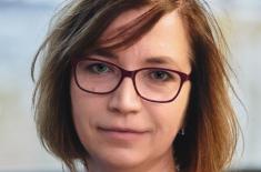 Prof. Grzelak: Koronawirus wprowadza restrykcje, które z nami zostaną