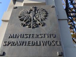 Wiceminister: Egzaminy adwokackie i radcowskie pod koniec czerwca