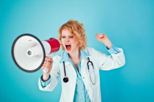 Pracujący tuż za granicą zwolnieni z kwarantanny, ale medycy nie