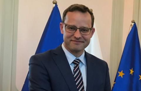 Wiceminister zapowiada wypowiedzenie antyprzemocowej konwencji - MS tylko trochę się odcina