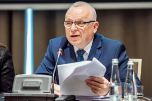 Andrzej Płonka: Samorząd jeszcze spełnia swoją rolę